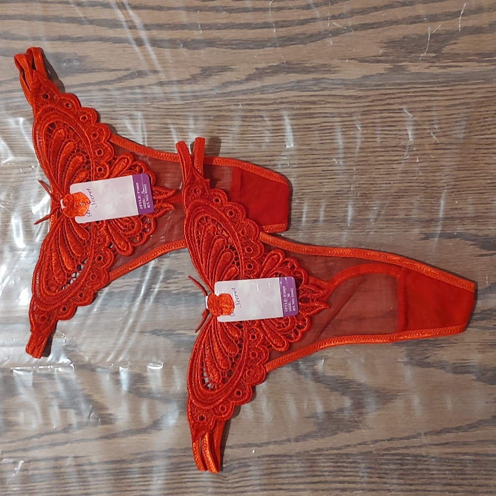Set of 2 Butterfly G-string Panties - Medium